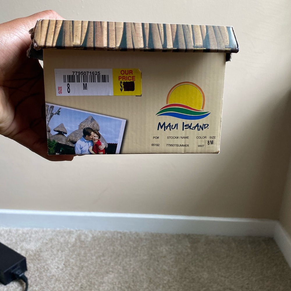 Sandals - Picture 3 of 3